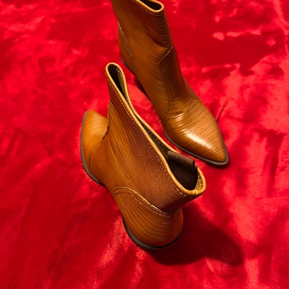 Sarto by Franco Sarto Valentina Western Bootie - Picture 8 of 11